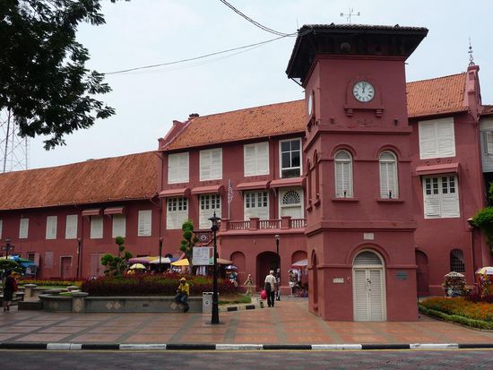 Das Stadthuys und daver der clocktower von Melaka