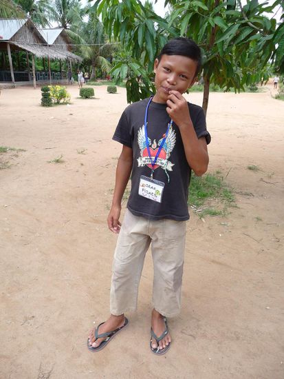 Wenn ich jetzt nur noch den Namen wuesste, aber ich hatte soooooo viele Namen gehoehrt. Er hat mich auf jeden Fall ueber das Gelaende gefuehrt