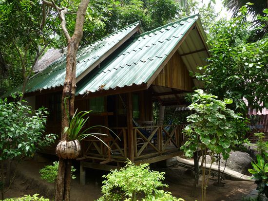 Unser Bungalow in mitten der schoenen Gartenanlage