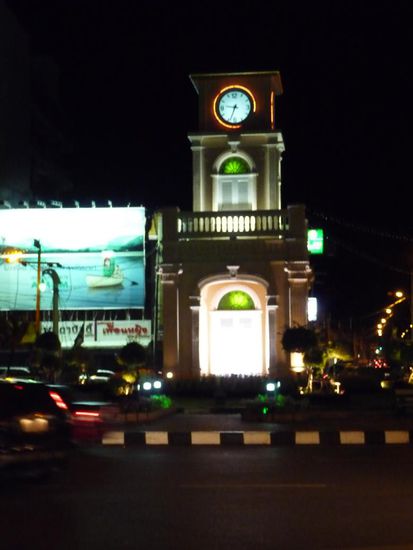 Glockenturm in Phuket Stadt