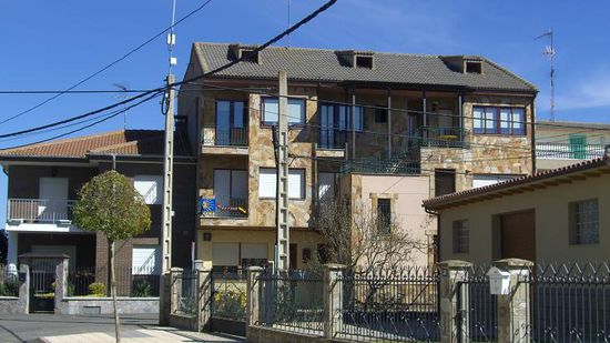 Tja....und dort bin ich jetzt gerade....Albergue Casa Anita!!! schon 10uhr...und ich muss noch 24km heut laufen...deswegen muss ich bald los!!!