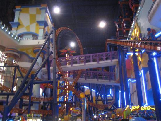 Indoor-Achterbahn