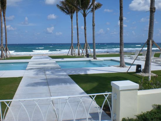 Da kommt man doch ins Träumen. Haben sogar die Frau aus der Raffaelo-Werbung, die mit dem weißen Hut gesehen 