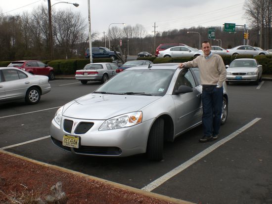 Ist ganz gut gefahren, doch im Vergleich zu den anderen Autos die hier auf den Straßen unterwegs sind dann doch eher ein Kleinwagen.