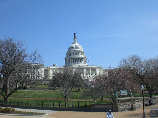 Das Capitol bei schönstem Wetter 