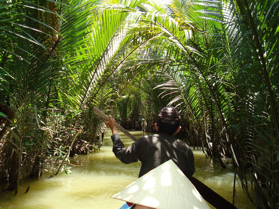 Schöne Wasserstraßen durchziehen das Mekong-Delta