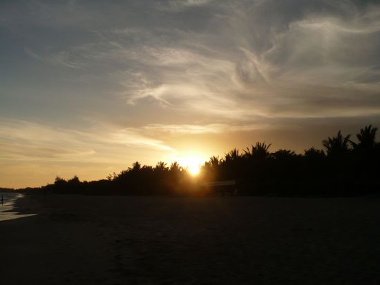 Sonnenuntergang vom Strand aus gesehen