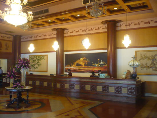 Eingangshalle vom Rex