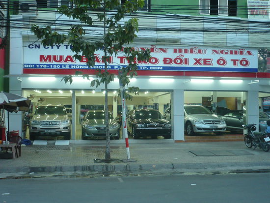 Auto Galerie Saigon,