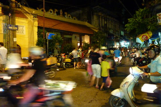Gewusel in der Altstadt von HANOI