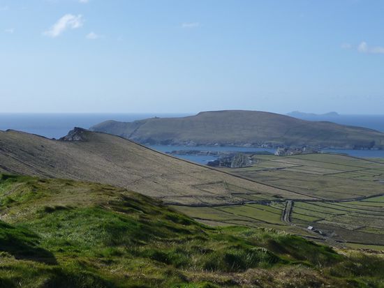 Tolle Aussicht vom windigen Pass!