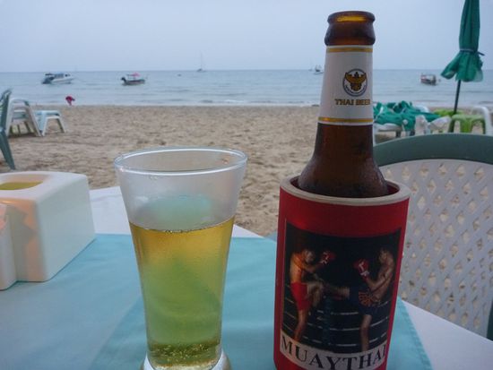 Das letzte Singha des Urlaubs.