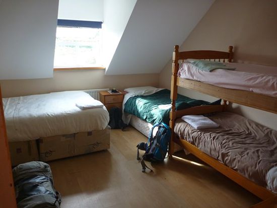 Mein Zimmer. Hab gar kein Foto von außen gemacht, aber da habe ich sowieso schon einige. Kann ich nachreichen.
