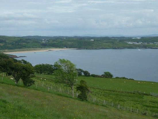 Kleine Pause am diesmal windstillen Aussichtsparkplatz kurz nach Killybegs.