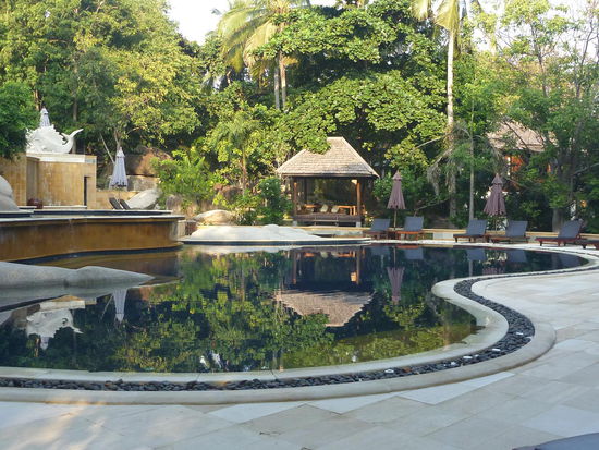 Es gibt zwei schöne Pools. Hier einer davon.