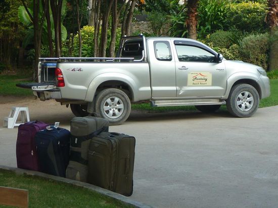 Nein, das sind nicht alles meine Koffer.