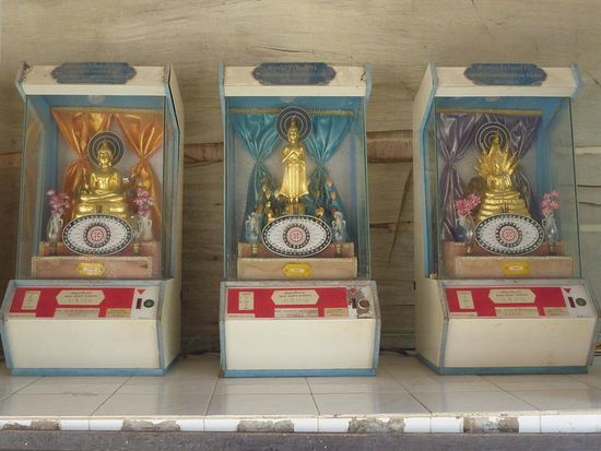 Hier gibt es Horoskope. War leider defekt.