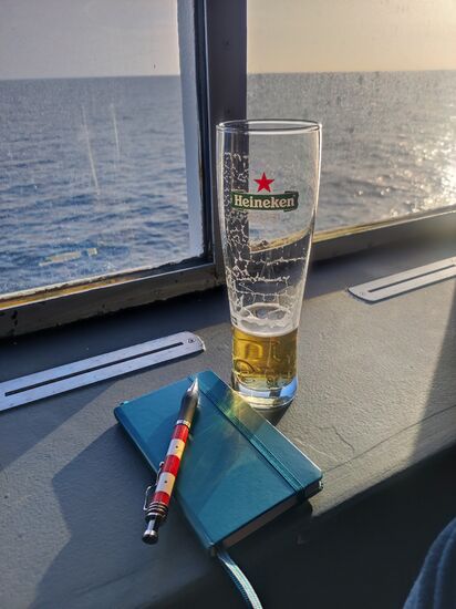 Reisetagebuch ist immer dabei.