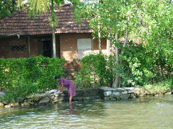 Waeschewaschen in den Backwaters