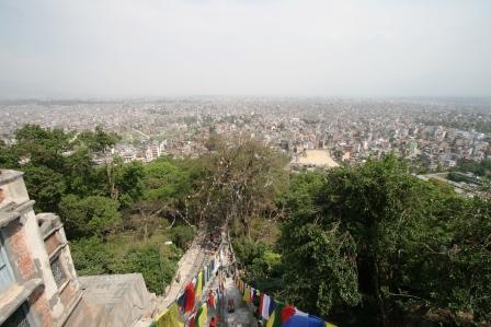 Der Blick ueber Kathmandu, Der Smog ist aber nur halb so schlimm wie in Delhi