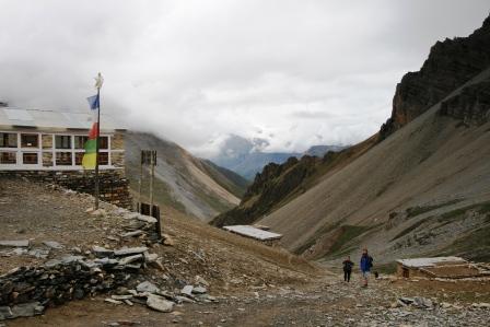 Endlich, High Camp, das hoechste Bettchen des Treks...