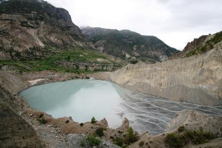 Das schicke Manang vorm Gletschersee...