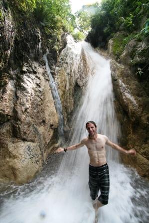 Paul unter der Hardcore Dusche