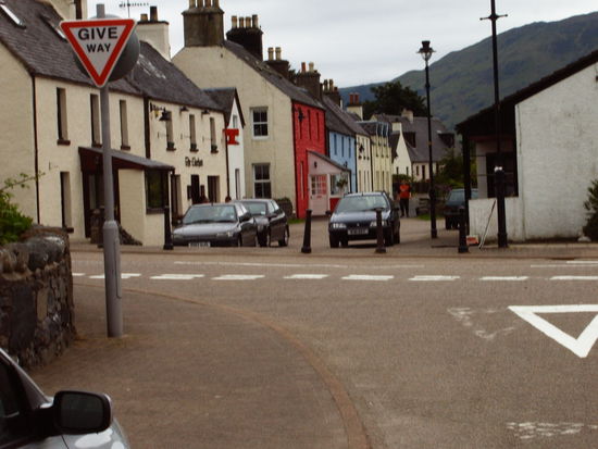 Hauptstrasse in Dornie