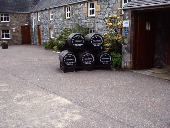 Eingang zur Destillerie