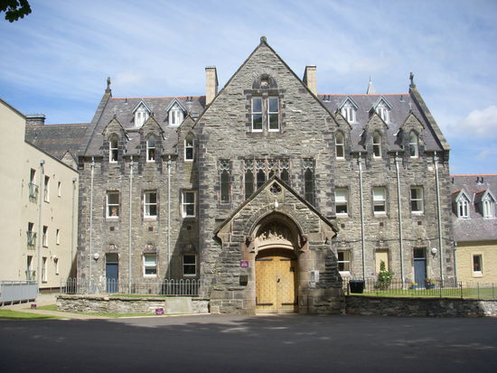 Haupteingang der "Abbey" zu unserem Appartement