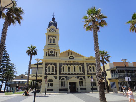 Glenelg Town Hall