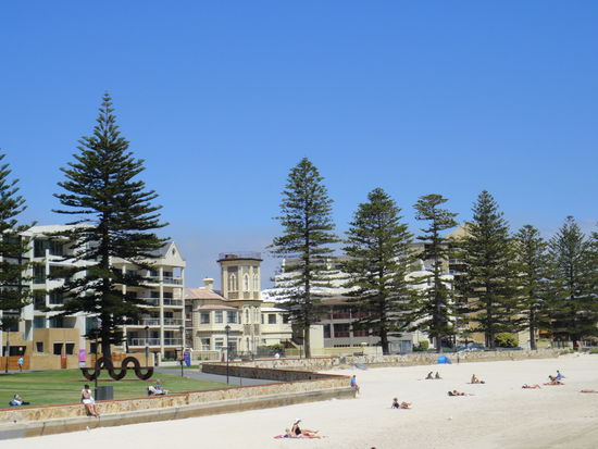Blick vom Steg auf Glenelg