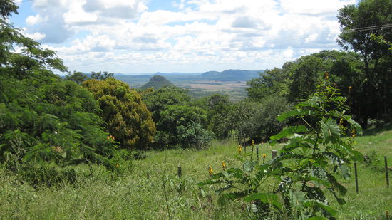 die Landschaft um Asuncion