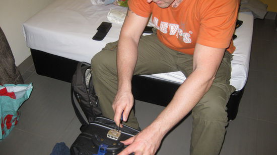 Dann wollte Bekkys Trolli nicht aufgehen und ich musste rohe Gewalt anwenden.