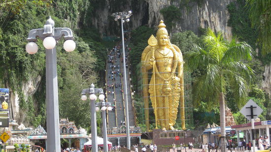 Von weiten noch beeindruckend aber fuer einen Sportler sind die paar Stufen keine Herausvorderung.
