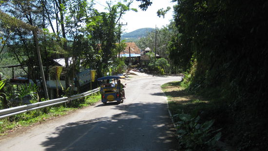 Die Bremsen scheinen auch nicht so gut zu sein. Bergrunter musste ich wieder laufen.