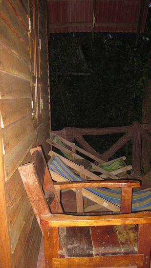 Mit Jungleblickterasse.