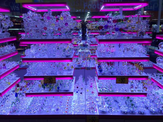 Wir sind fast erblindet von den BlingBling.