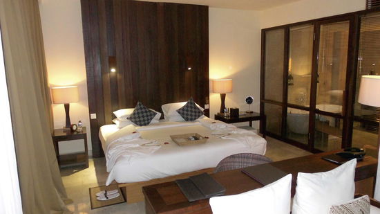 Der Blick ins Zimmer. Die Zimmer sind sogar bedeutend besser als im Marina Bay Sands