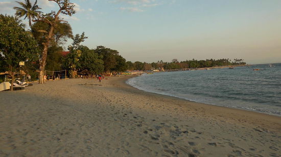 der Senggigi Beach.