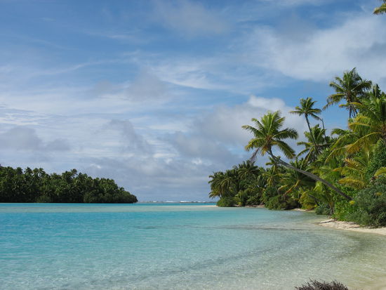 One Foot Island....wir haben sogar einen Stempel im Pass vom dortigen Postamt. Der Koch ist gleichzeitig Postmann und abends fuer die Tanzveranstaltungen zustaendig. Das nenn ich mal Multitasking 