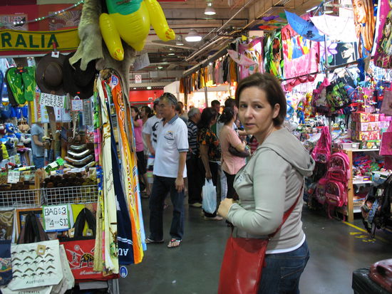 Paddy Market...bunt und wuselig, wie es Frauen ja so moegen )