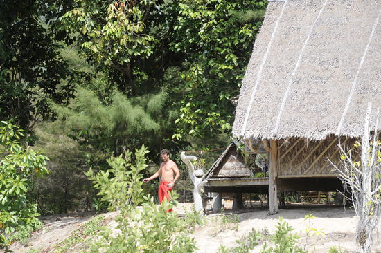 ... in Thaihose an unserem Bungalow