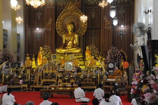 im richtigen Tempel!