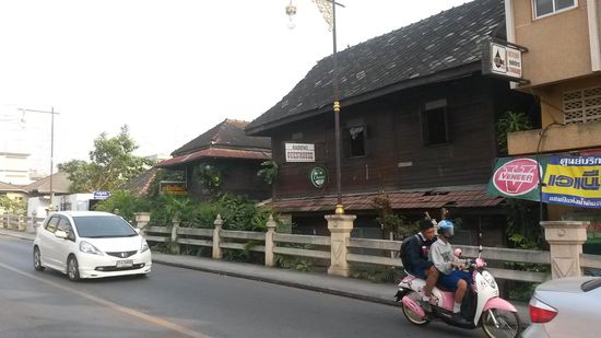 "Rabieng Guesthouse" - steht auch im "Loose"