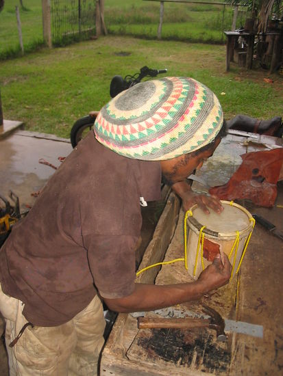 Marc spannt die Rehhaut ...