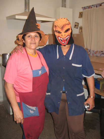 Mirta &amp; Roxana in der Kueche