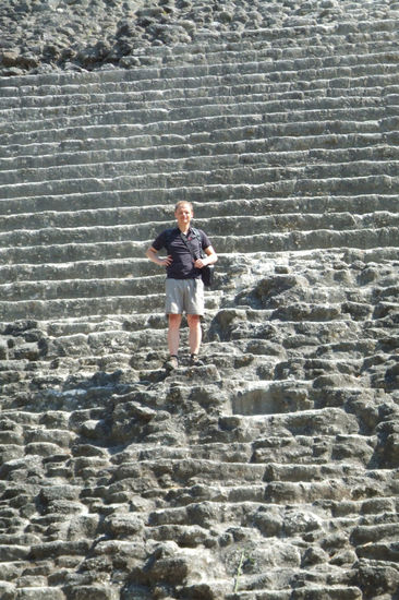 Man wirkt so klein im Vergleich zu den Maya-Staetten