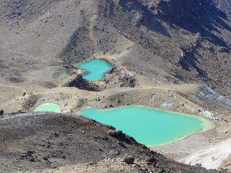 Emerald Lakes, stinken saumaessig nach faulen Eiern