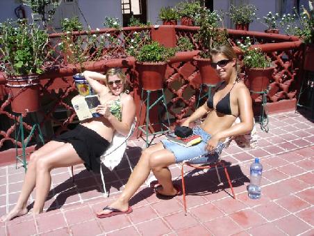 Sonnenbaden auf dem Balkon!